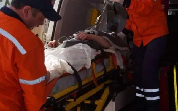 Update -Înjunghiat la pescuit! Tânăr tăiat la abdomen cu briceagul