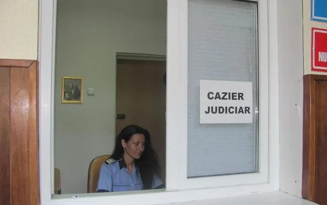 Probleme cu aplicația de cazier judiciar! Documentul poate fi ridicat în 3 zile