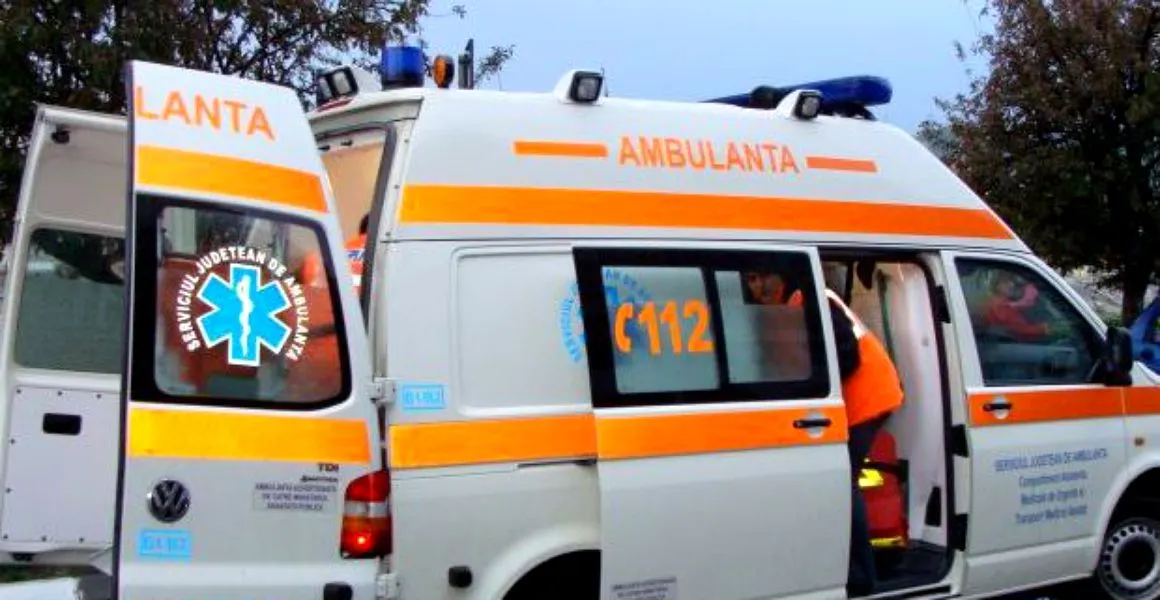 Copilul de 10 ani s-a spânzurat în timp ce se juca. A fost salvat de vecini