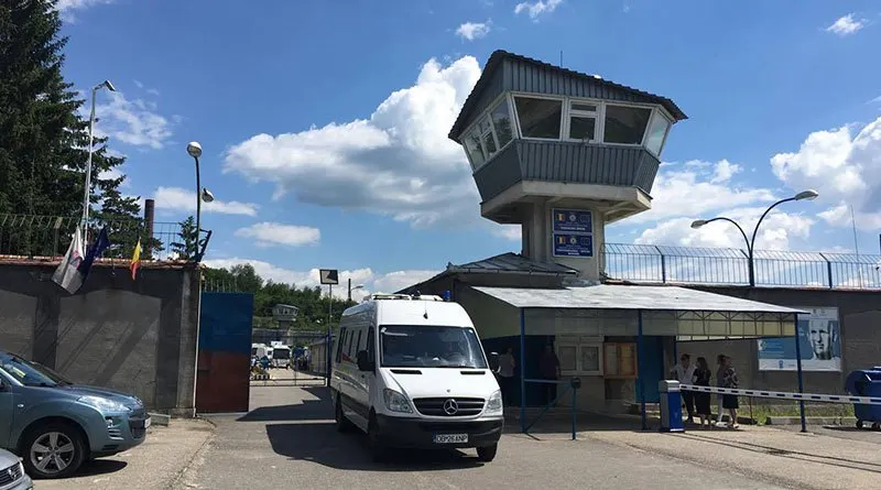 Se fac angajări din sursă externă la Penitenciarul Mioveni