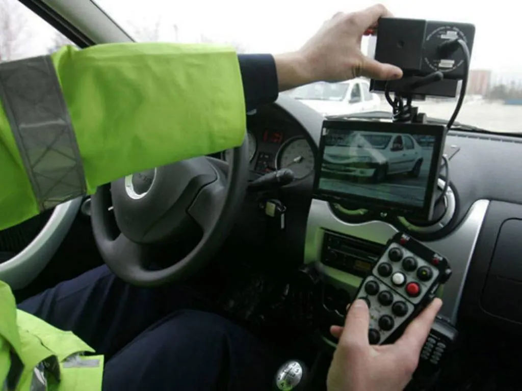 Cetățean turc prins băut la volan şi cu o viteză de 135 km/oră în Pitești
