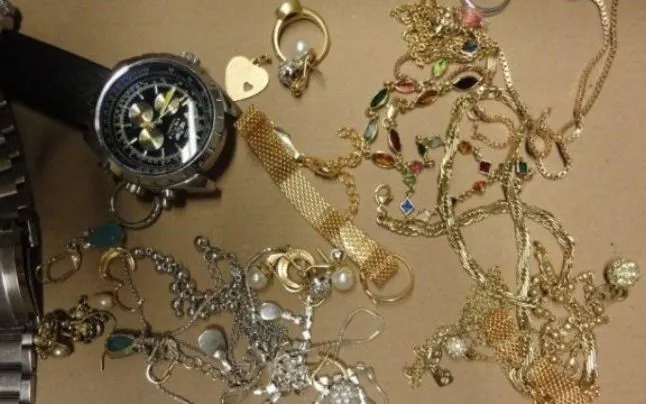 Hoţii au dat tun de 45.000 de euro la Călineşti! Au fost prinşi