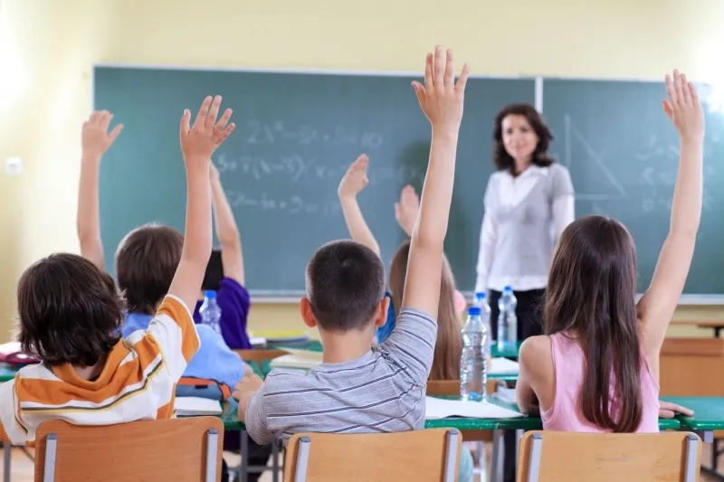 Liceele din Mioveni și Topoloveni, cele mai bune la concursul „Știu și aplic”