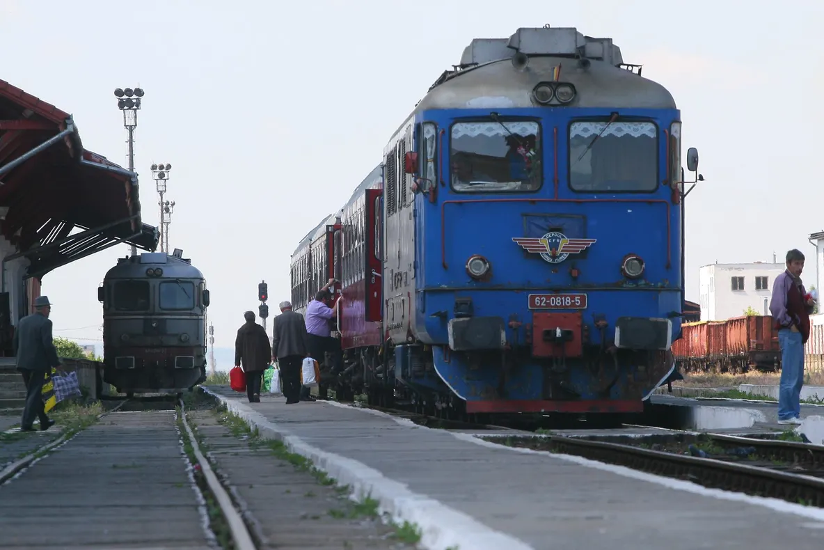 Modificări în mersul trenurilor de Rusalii! Mai multe curse sunt anulate