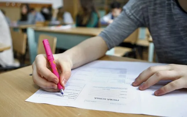 Alți 35 de elevi argeșeni au promovat BAC-ul, după contestații