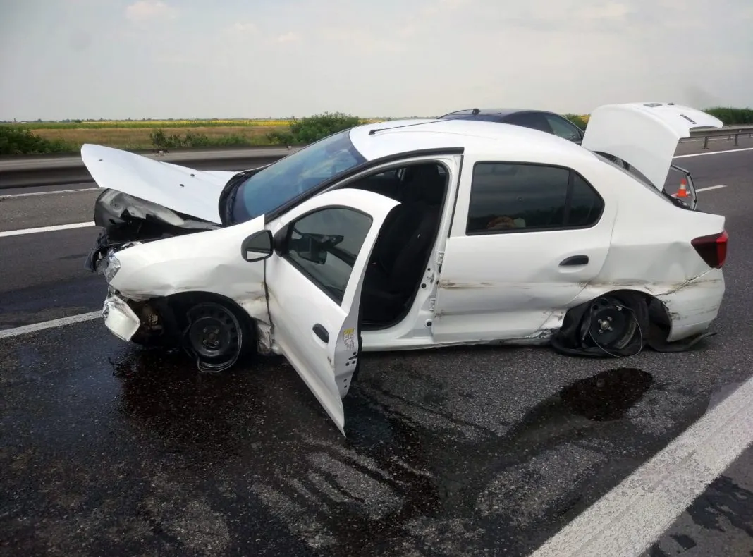 Accident pe autostrada București-Pitești. Și-a distrus mașina