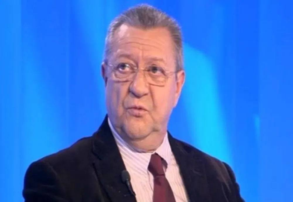 A murit Bogdan Niculescu Duvăz, fost parlamentar de Argeș