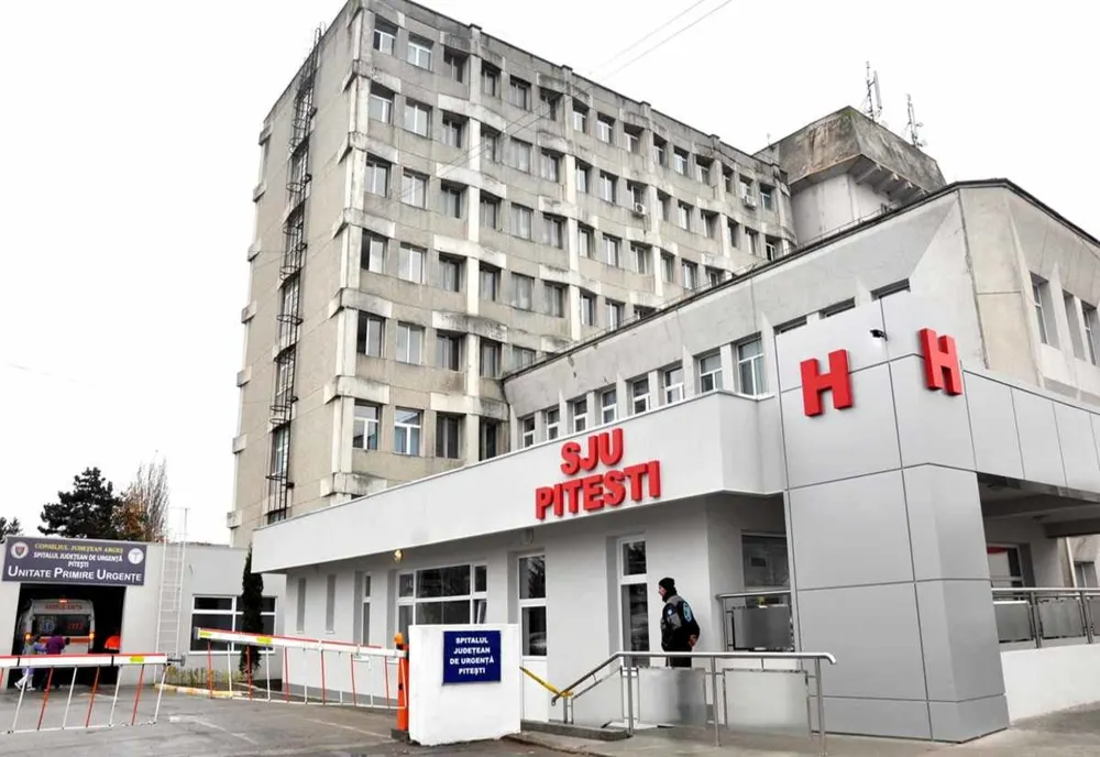 Percheziții la un spital din Argeș, după ce au fost furate echipamente de protecție