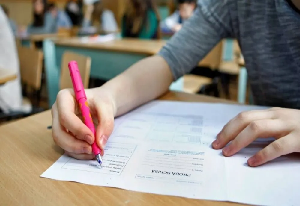 Trei candidaţi eliminaţi la BAC de la proba la alegere a profilului! 