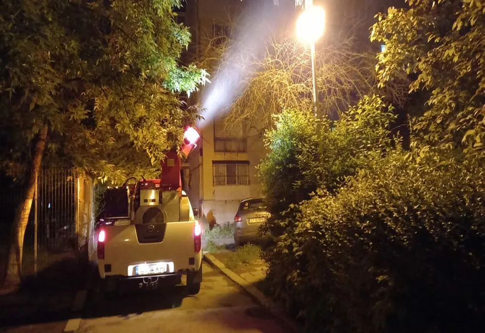 Dezinsecție în această noapte, în Pitești
