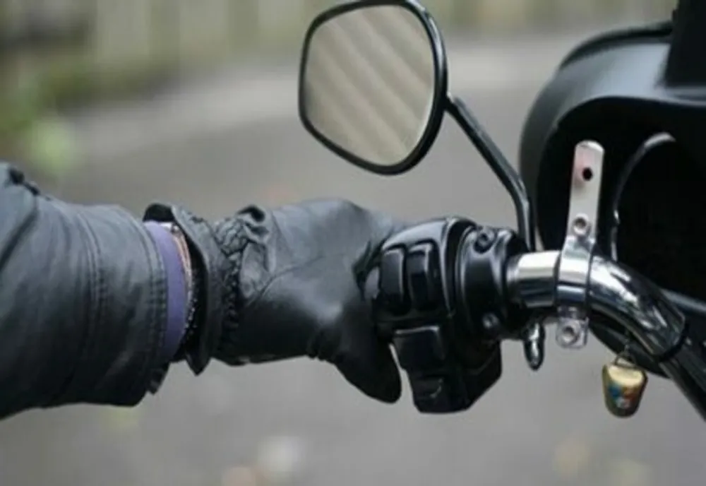 Motociclist rănit pe Transfăgărășan! Salvamont Argeș a intervenit și i-a acordat primul ajutor