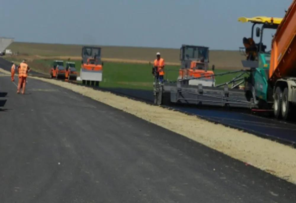 Lucrări pe autostrăzile București-Pitești și București-Ploiești
