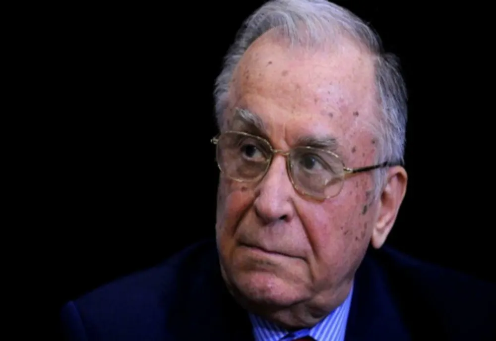 ION ILIESCU, ÎNMORMÂNTAT LA CIMITIRUL MILITAR GHENCEA