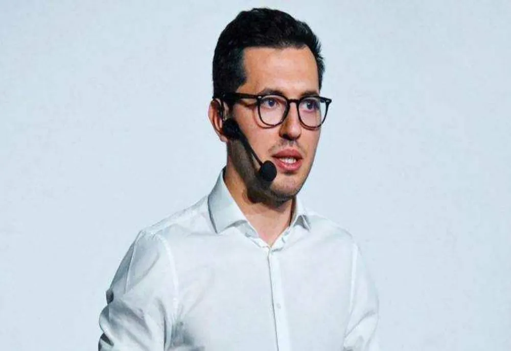 Un avocat piteştean a lansat platforma juridică Lawren, care simplifică legislaţia românească