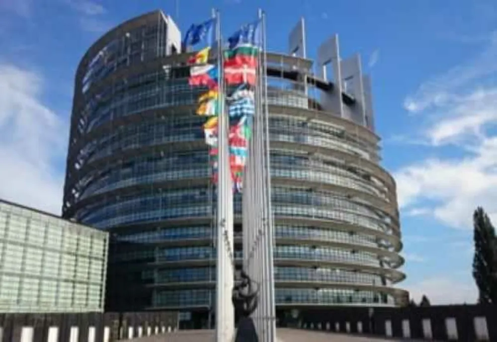 DOUĂ NUME IMPORTANTE DIN POLITICA EUROPEANĂ