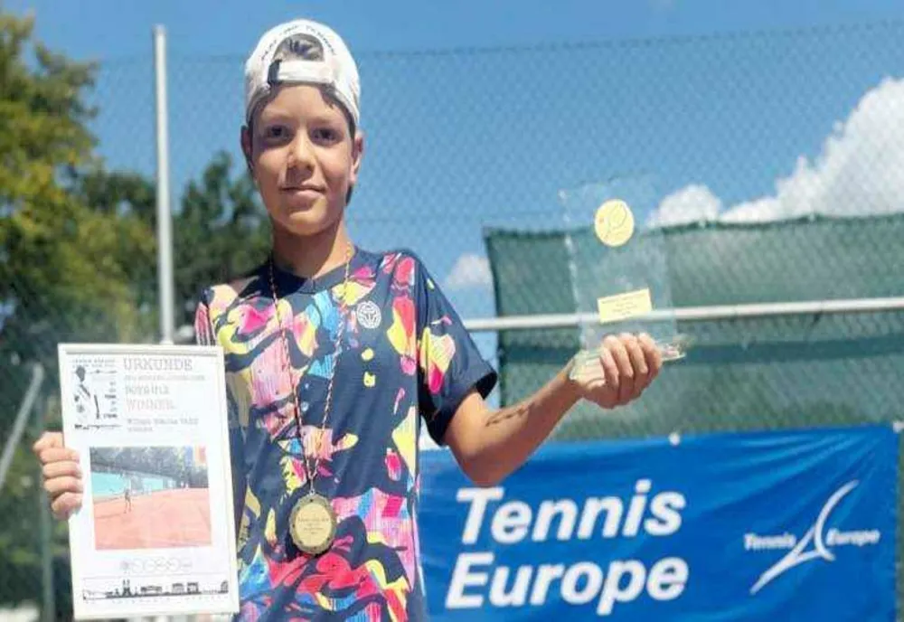 WILLIAM VĂSÎI, TENISMANUL DE 11 ANI CARE A CUCERIT GERMANIA
