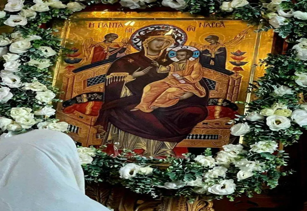 ICOANA MAICII DOMNULUI „PANTANASSA” A POPOSIT LA BISERICA DIN TRIVALE