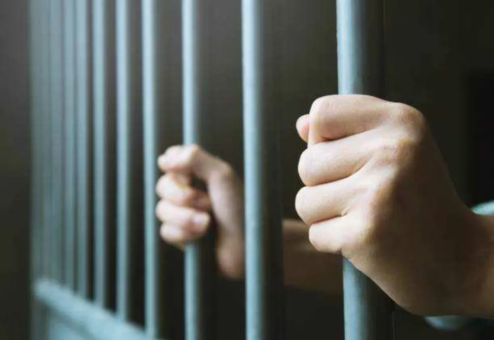 INFRACȚIUNE DE ÎNCĂLCARE A ORDINULUI DE PROTECȚIE ÎN PITEȘTI