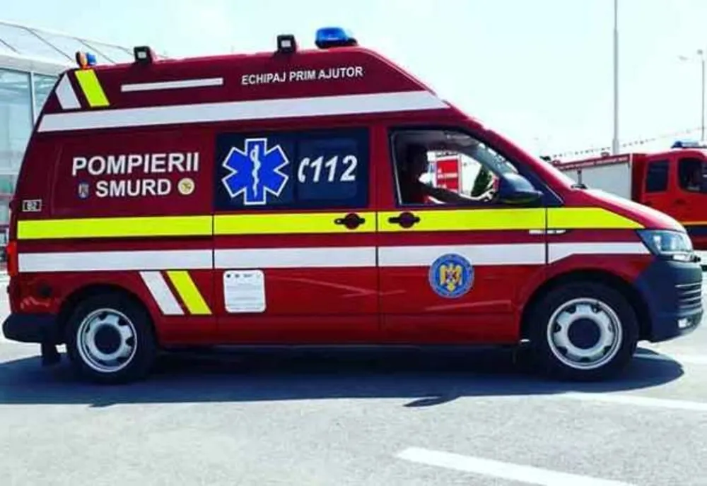 ACCIDENT ÎN PITEȘTI: Două Persoane Rănite pe Strada Târgu din Vale