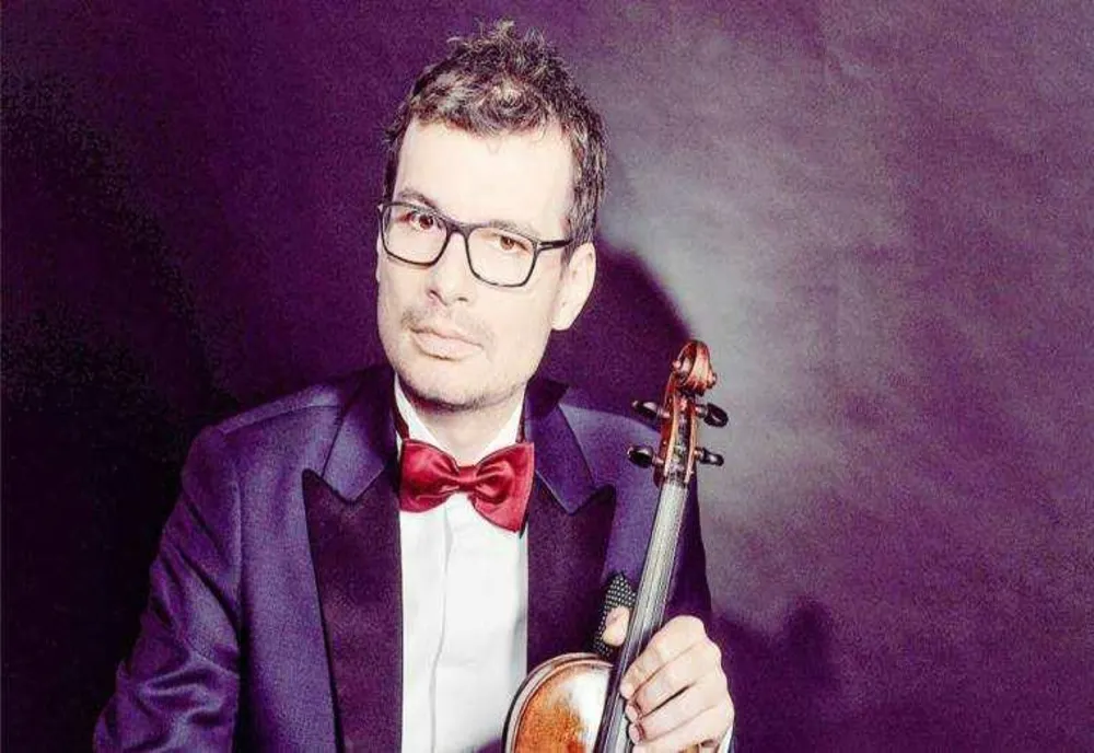 VIOLONISTUL ROMÂN CARE ÎNCHINĂ MĂREȚIA MULȚILOR ANI ARTEI