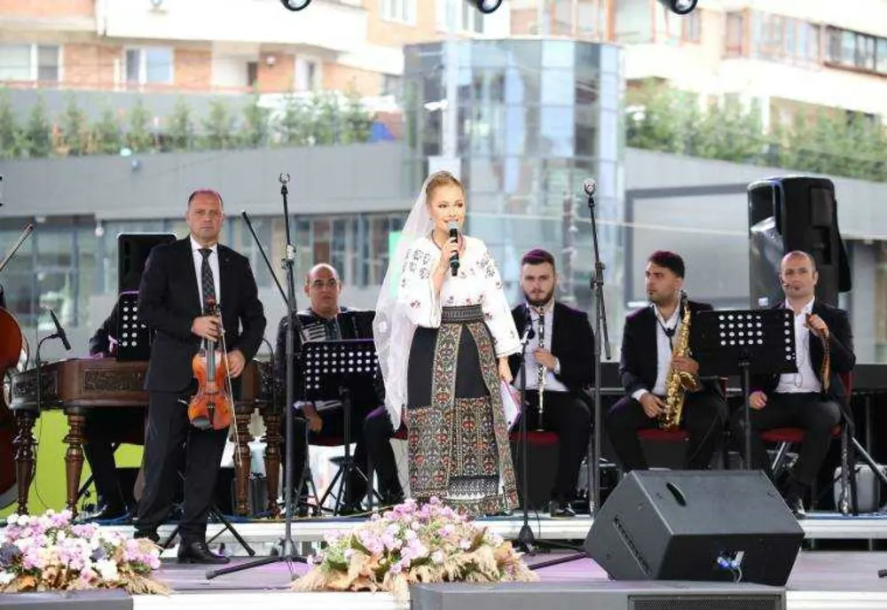 PRIMĂRIA PITEȘTI ANUNȚĂ UN NOU SPECTACOL MUZICAL ÎN CADRUL TÂRGULUI „TOAMNA PITEȘTEANĂ”