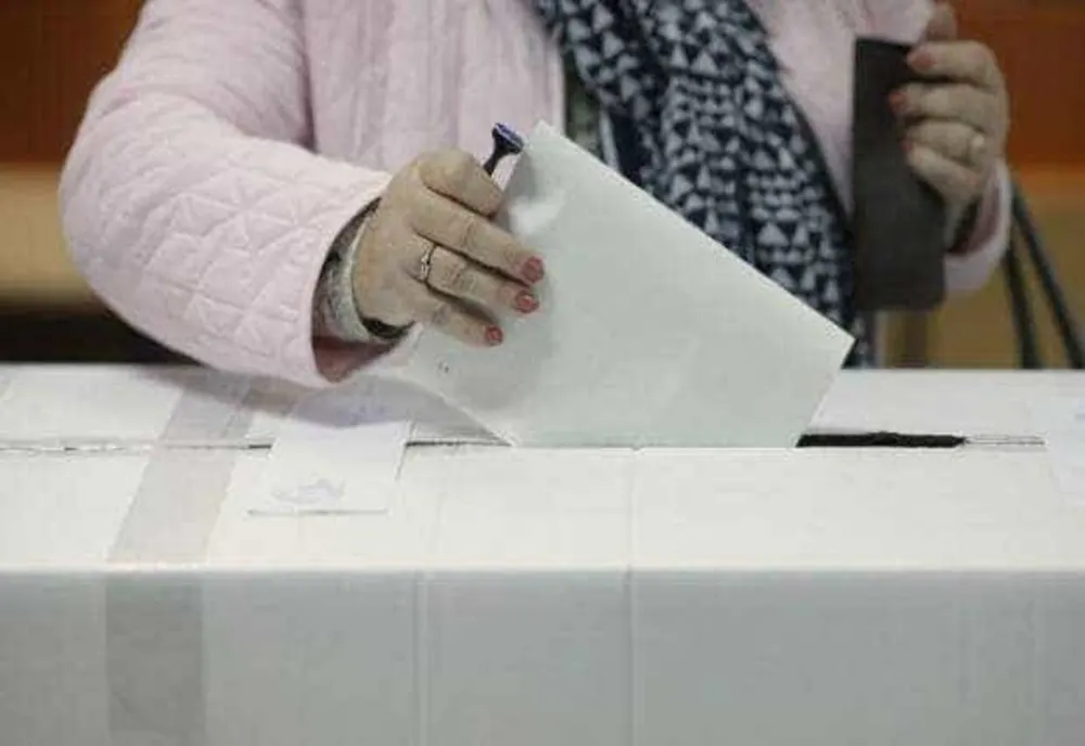 BIRORUL ELECTORAL CENTRAL PRELUNGEȘTE PROGRAMUL DE VOTARE PÂNĂ LA 23:59