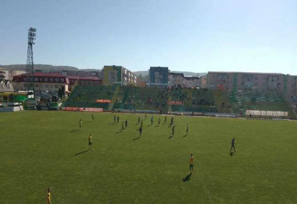 CS MIOVENI A FOST ÎNVINSĂ CU 4-0 DE STEAUA BUCUREȘTI ÎNTR-UN MECI ÎNCĂRCAT DE CONTROVERSE