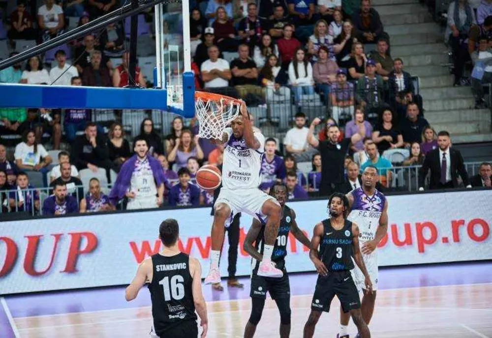 FC ARGEȘ BASKETBALL PRIMEȘTE VIZITA CSM ORADEA LA PITEȘTI ARENA