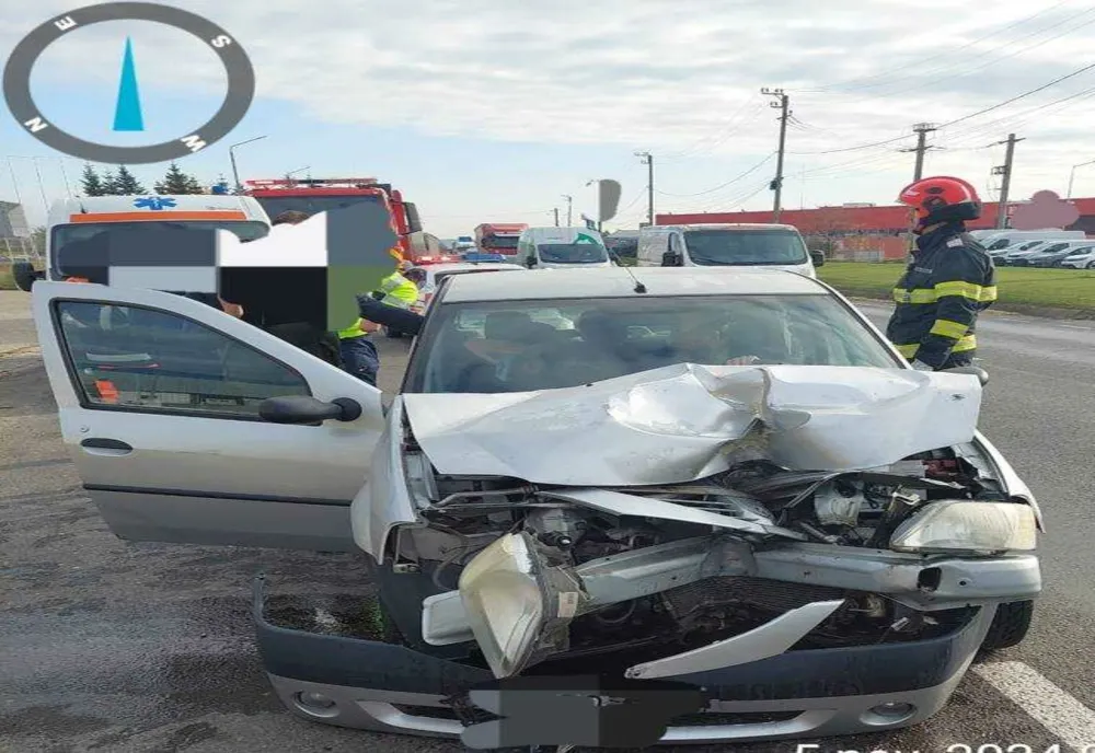 ACCIDENT RUTIER ÎN COMUNA BRADU: AUTOTURISM LOVIT PARAPETUL PE DN65B