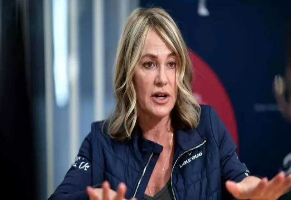 NADIA COMĂNECI SE ALĂTURĂ CS DINAMO PENTRU PROIECTE DE ÎNALTĂ PERFORMANȚĂ