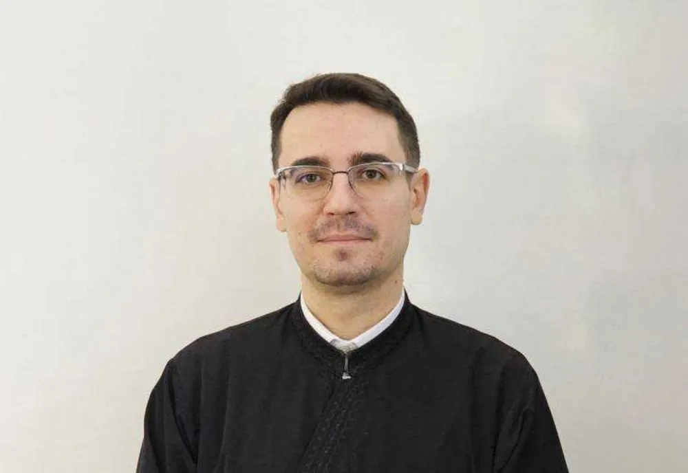 PREOTUL ADRIAN AGACHI DESPRE CELEBRAREA HALLOWEEN-ULUI ȘI DEGHIZAREA COPILOR