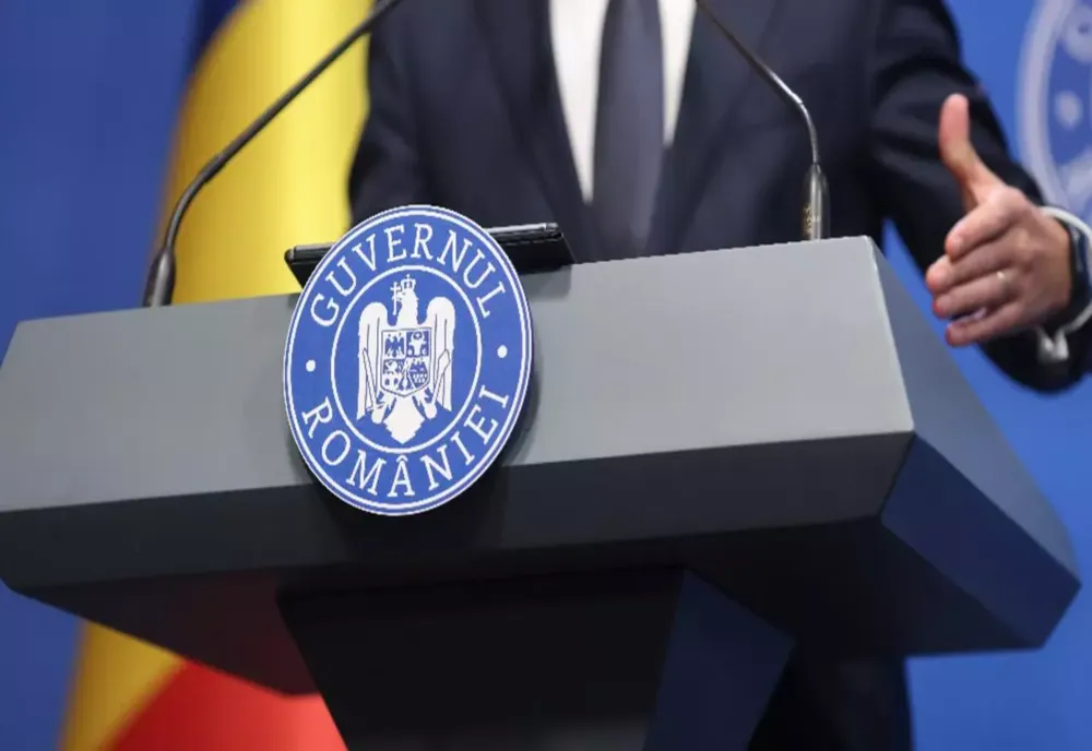 FORMAREA NOULUI EXECUTIV RĂMÂNE ÎN AER: NICUȘOR DAN JONGLEAZĂ CU 3 VARIANTE DE GUVERN