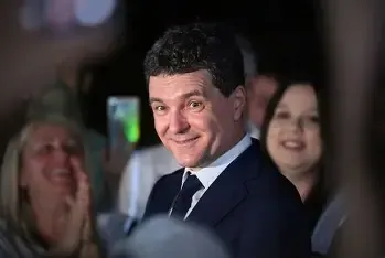NICUȘOR DAN APROBĂ DIN NOU MARȘUL LGBT – SFIDARE LA ADRESA VALORILOR TRADIȚIONALE