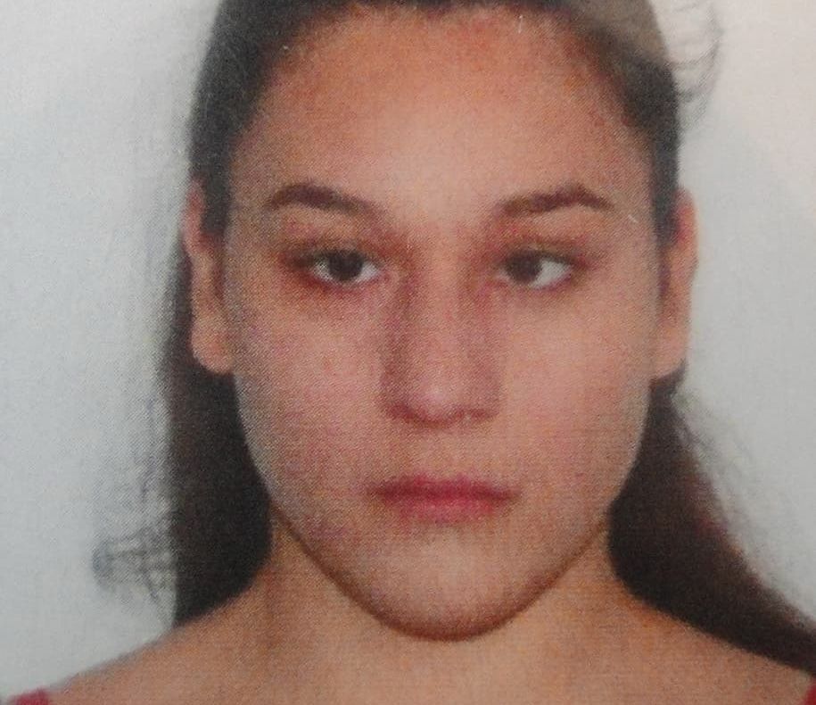 Fugită de acasă când bunica era internată! Fata are 14 ani