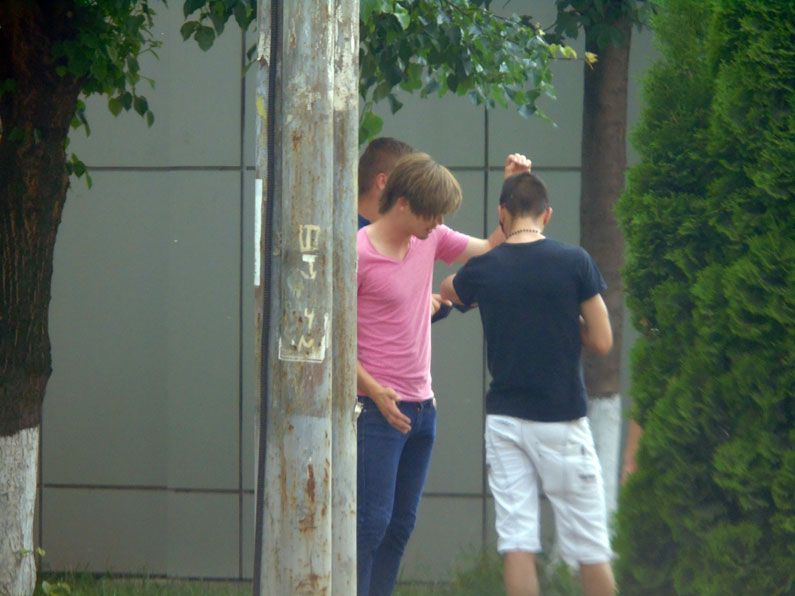 Înșelătorie cu fotomodele la Câmpulung? Dorința de a deveni vedetă de plătește scump