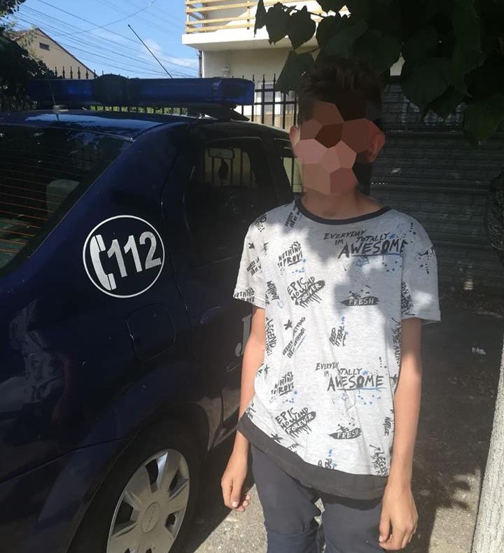 Copil dispărut, găsit de jandarmi. De trei zile se plimba pe străzi