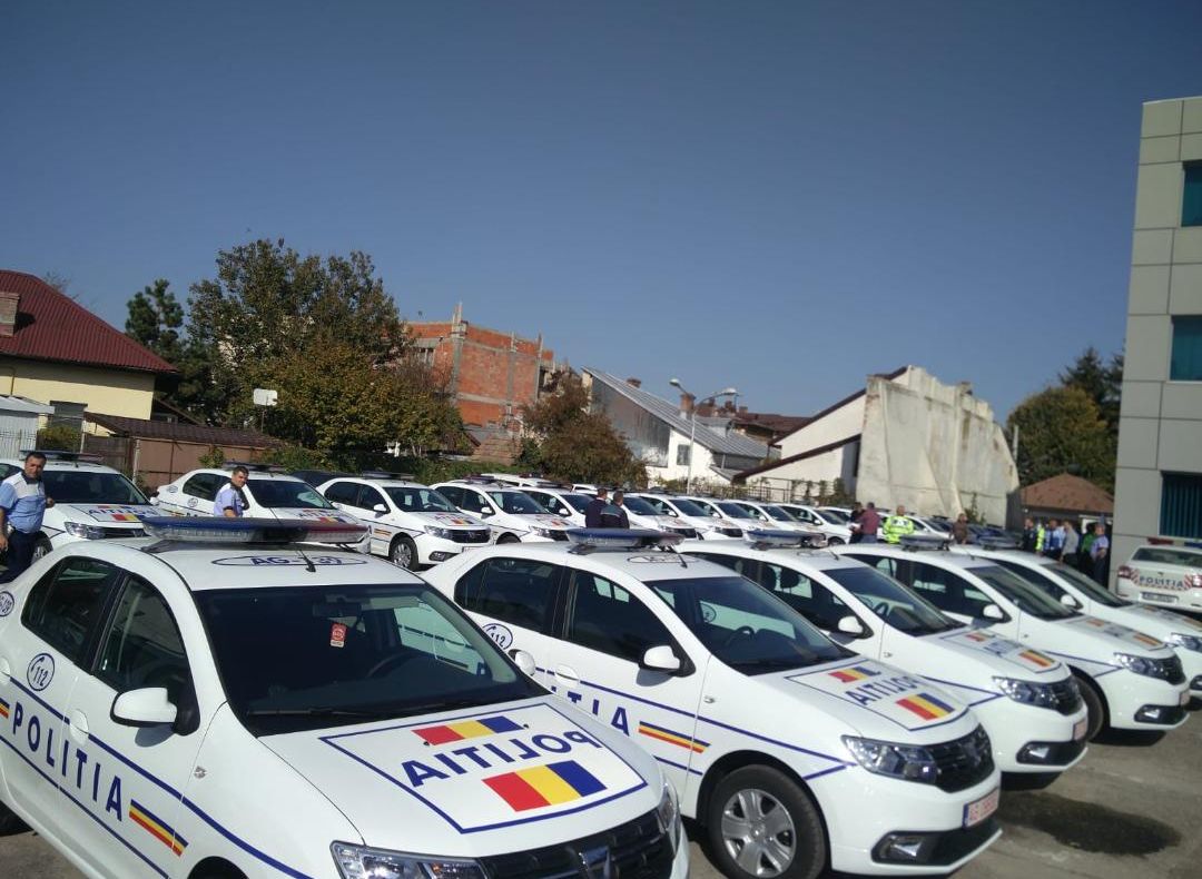 Autospeciale noi pentru poliţiştii argeşeni! Au venit 25 de maşini