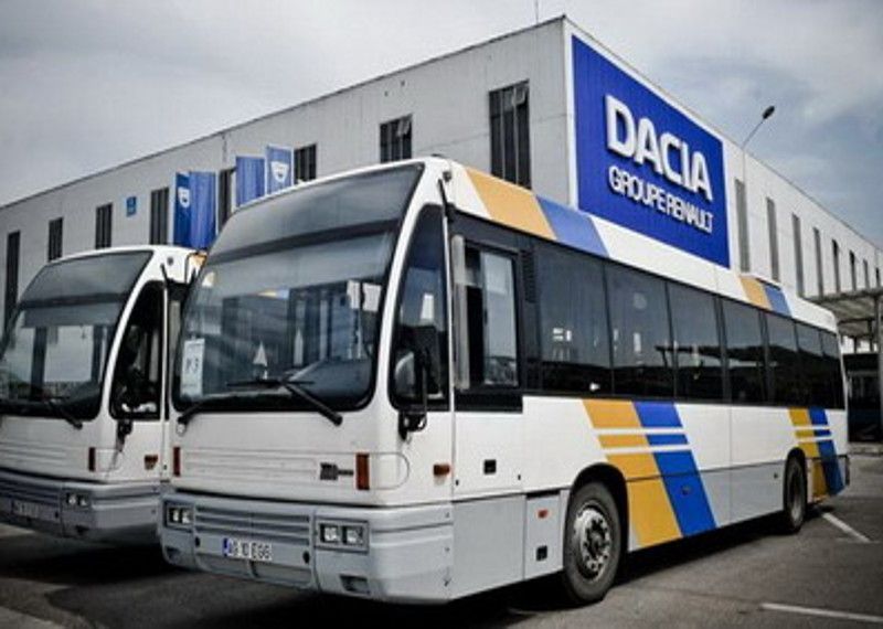 Transportator la Dacia- Renault fără licenţă! Făcea curse regulate la uzină cu muncitorii