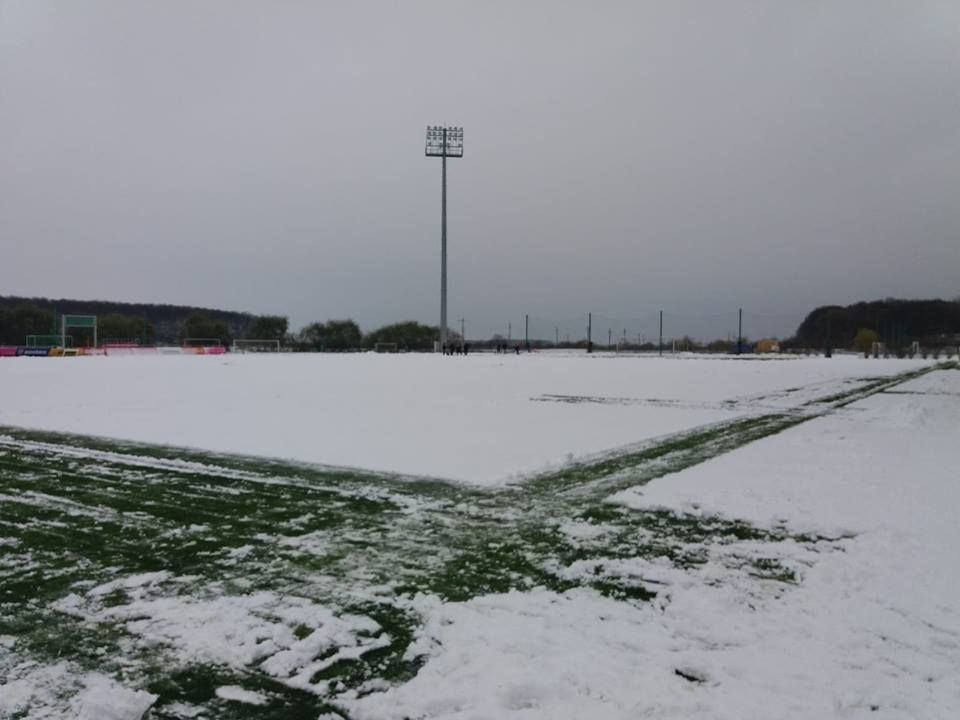 Meciul dintre Sportul Snagov și FC Argeș, amânat cu o oră din cauza condițiilor meteo