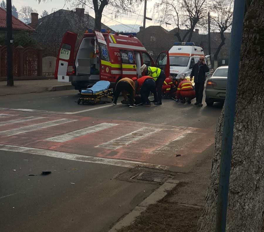 Două femei lovite pe trecerea de pietoni, la Curtea de Argeș