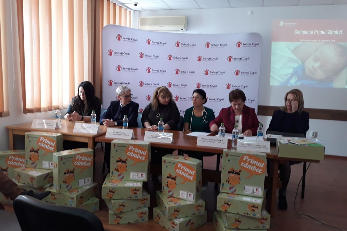 „Primul Zâmbet”, la proaspetele mămici de la Spitalul Județean Argeș!