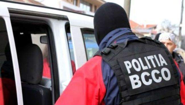 Tânăr din Priboieni arestat preventiv pentru trafic de droguri