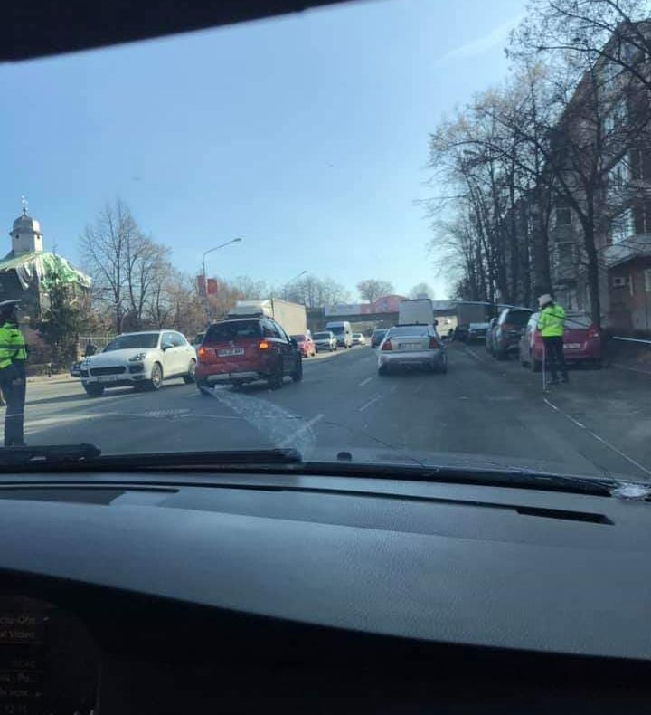 Două fete accidentate, la trecerea de pietoni din Prundu