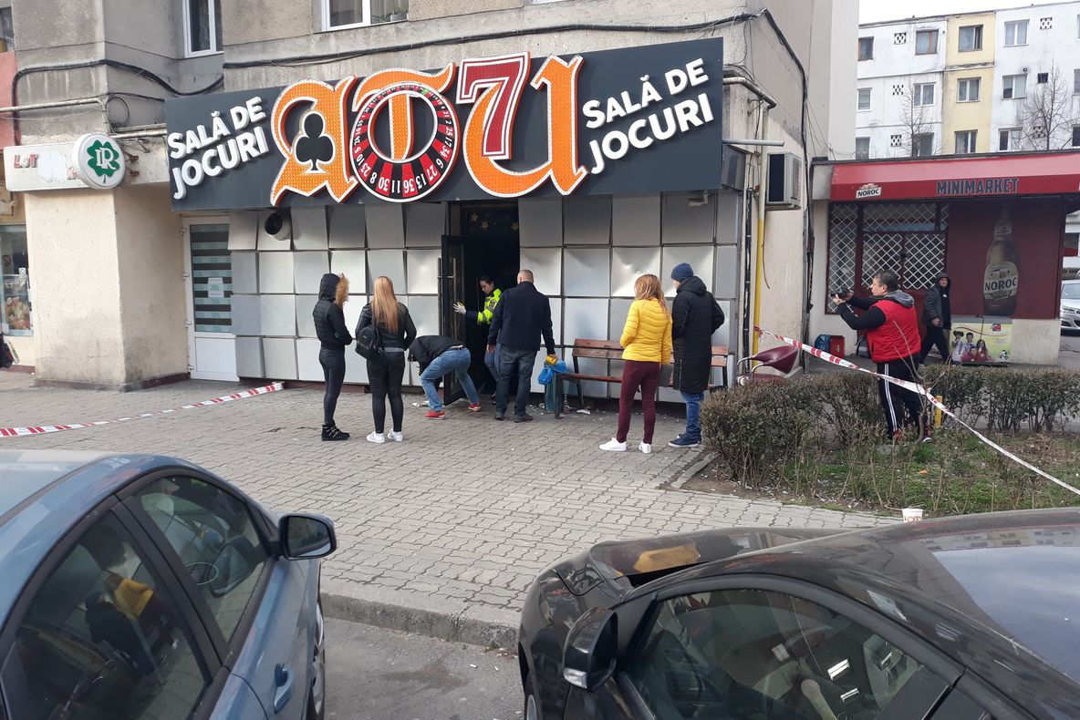 Video-Moş Crăciun a jefuit un cazinou! Vezi cum a acţionat!