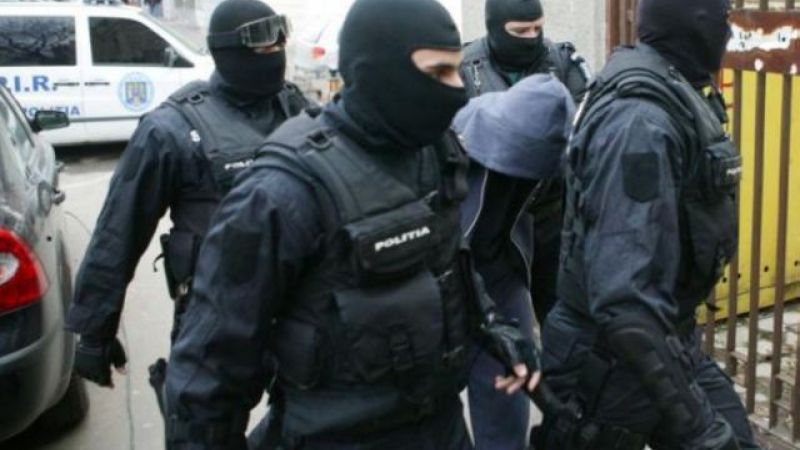 Argeșeni păcăliți! Le promitea joburi în Constanța și mașini second hand