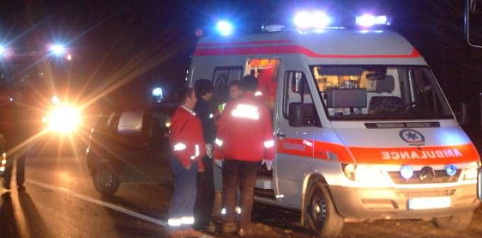 Pieton mort...de beat, lovit de mașină, la Micești, pe DN 73