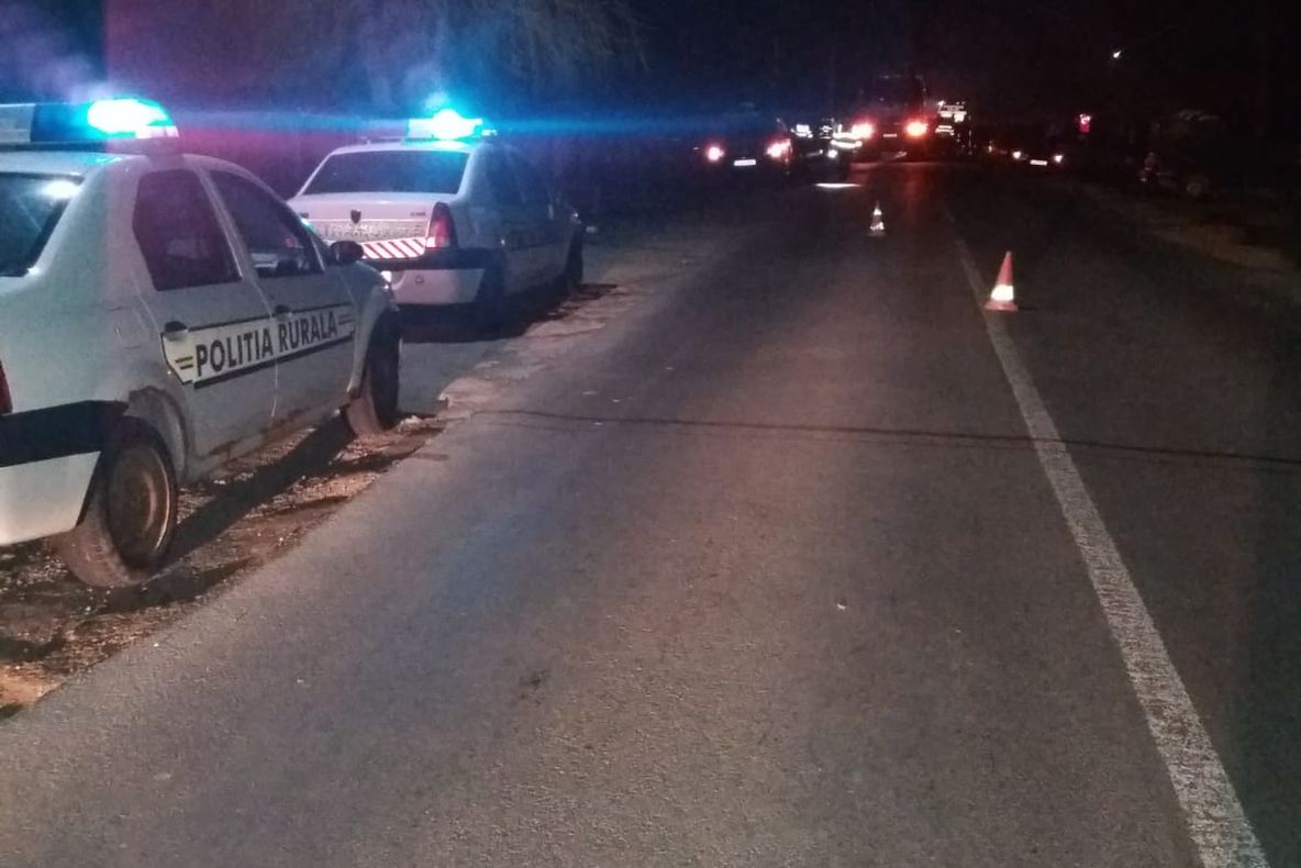 Accident teribil! Un tânăr a murit după ce a fost proiectat în afara autoturismului