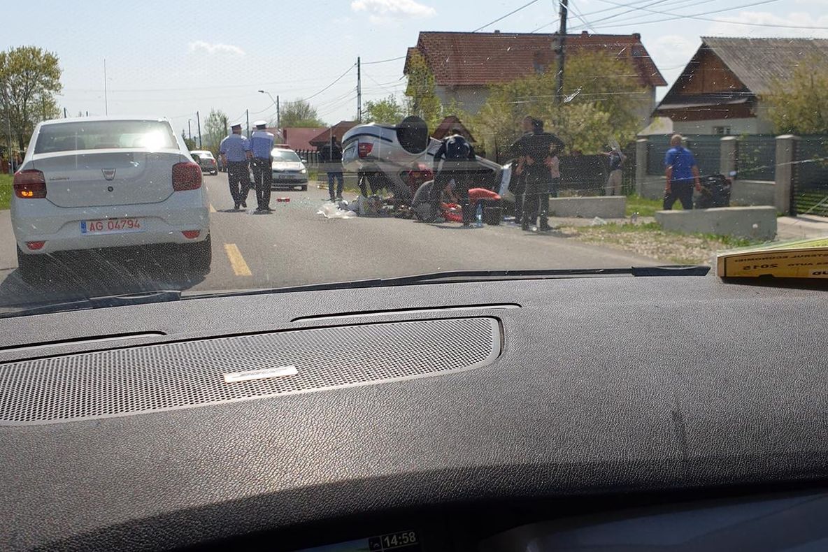VIDEO - Polițist mort în accident pe DN 73! Era cu motocicleta!
