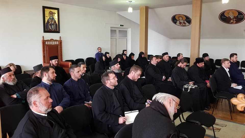 Preoții, instruiți în domeniul situațiilor de urgență în prezența ÎPS Calinic