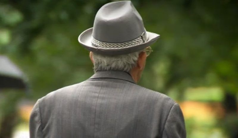 Bătrân de 81 de ani dat dispărut. A fost găsit mergând haotic pe stradă, în Pitești